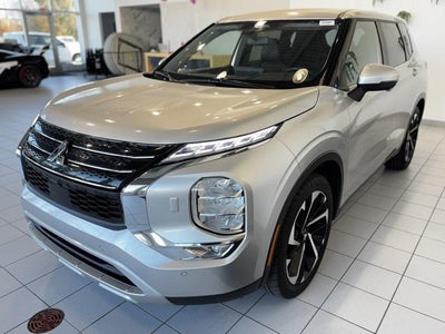 2024 Mitsubishi Outlander SE 4WD