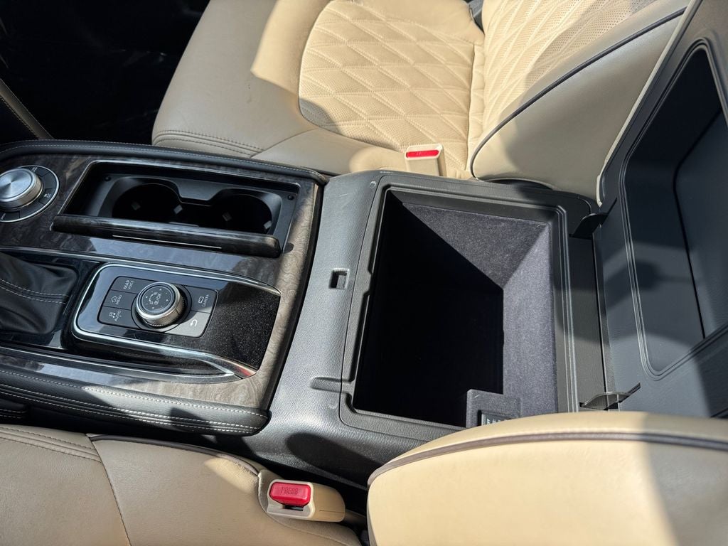 2022 Nissan Armada Platinum 4WD