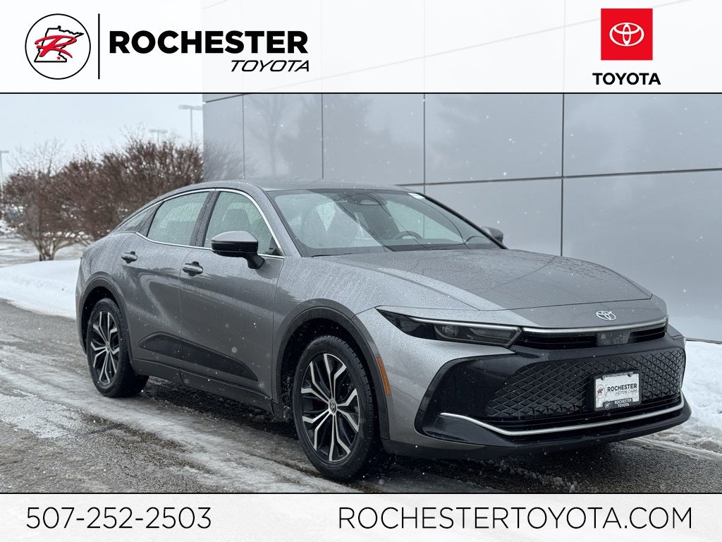 2024 Toyota Crown XLE AWD