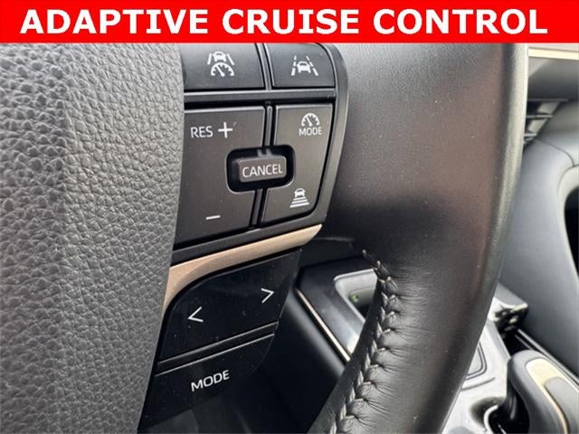 2024 Toyota Crown XLE AWD