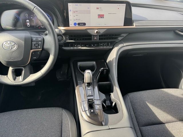 2024 Toyota Crown XLE AWD