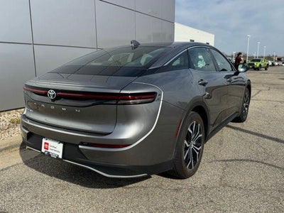 2024 Toyota Crown XLE AWD