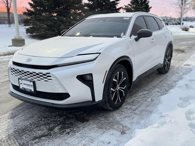 2025 Toyota Crown Signia XLE AWD