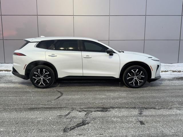 2025 Toyota Crown Signia XLE AWD