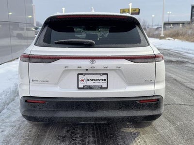 2025 Toyota Crown Signia XLE AWD