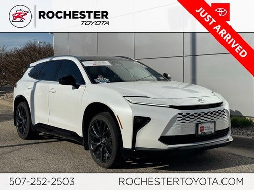 2025 Toyota Crown Signia Limited AWD