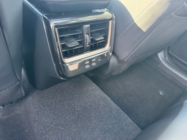 2025 Toyota Crown Signia Limited AWD