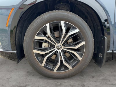 2026 Toyota Crown Signia XLE AWD