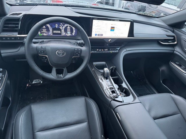 2025 Toyota Crown Signia XLE AWD