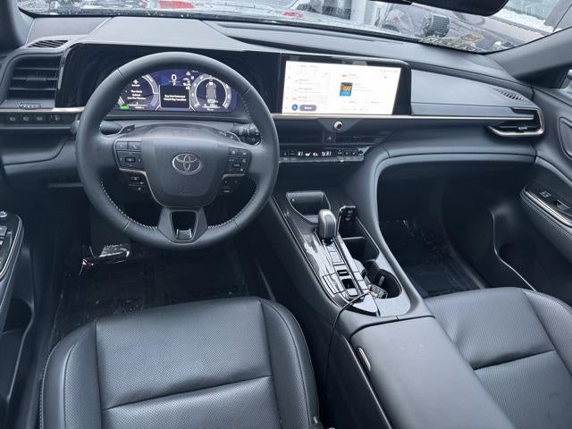2025 Toyota Crown Signia XLE AWD