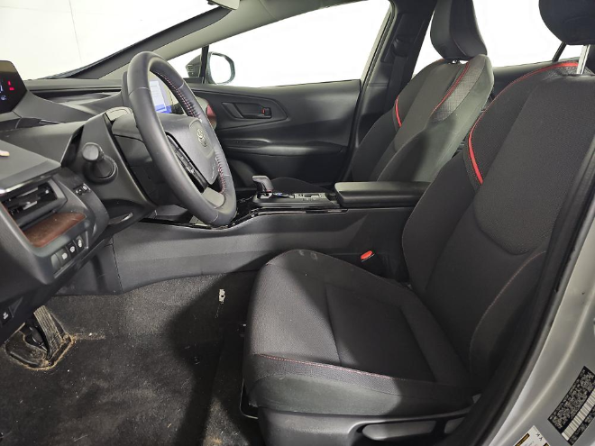 2024 Toyota Prius Prime SE FWD