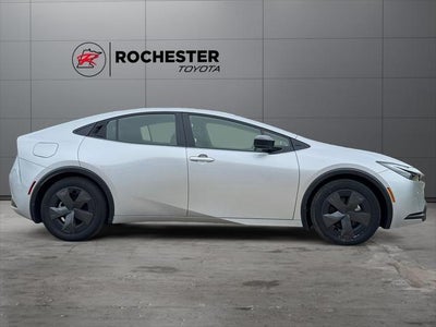 2024 Toyota Prius Prime SE FWD