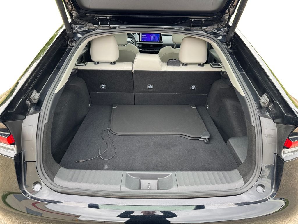 2024 Toyota Prius Limited AWD
