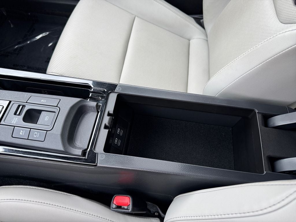 2024 Toyota Prius Limited AWD