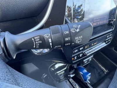 2019 Toyota Prius XLE FWD