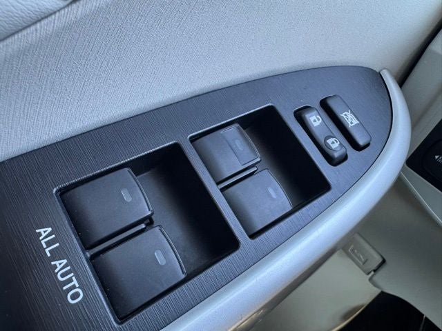 2015 Toyota Prius Four FWD