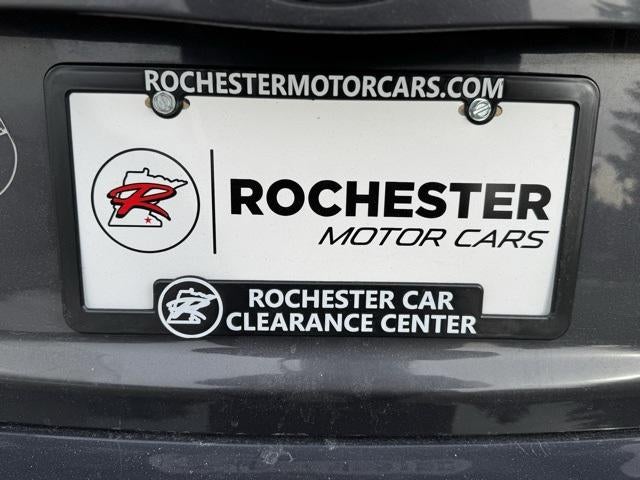 2015 Toyota Prius Two FWD