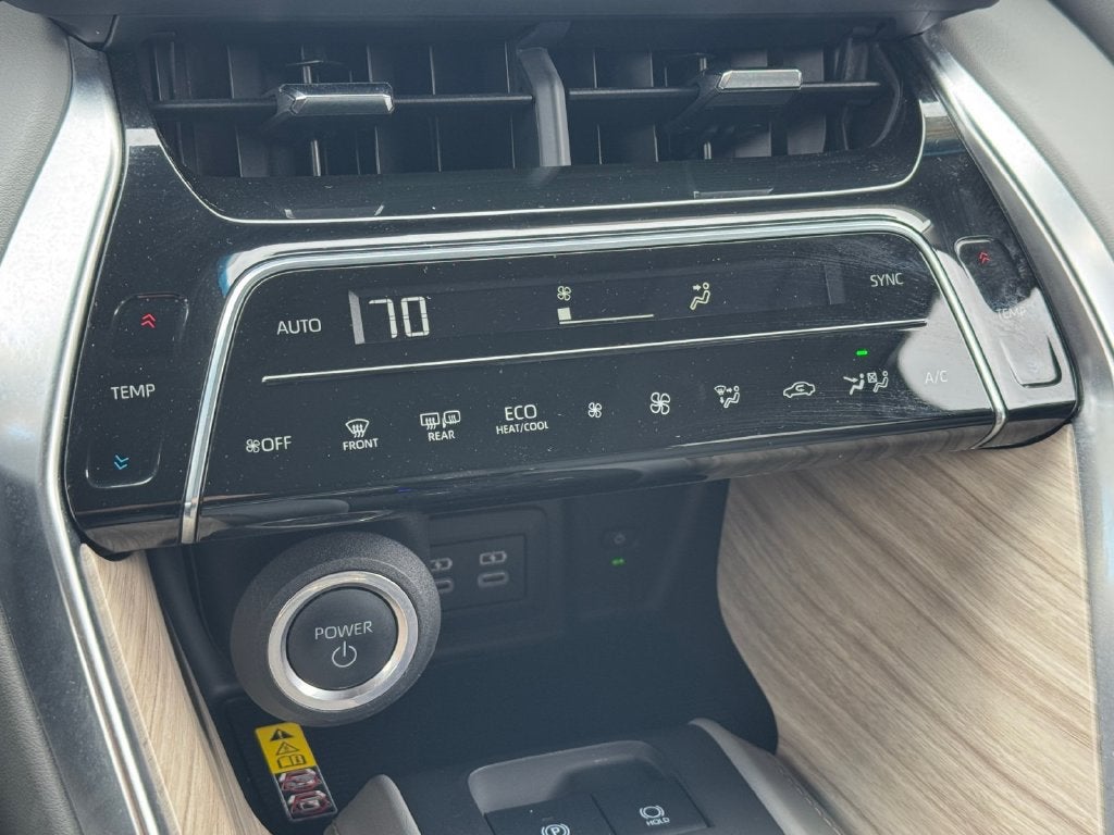 2023 Toyota Venza Limited AWD