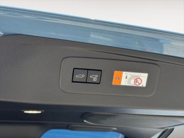 2025 Toyota Land Cruiser Base 4WD