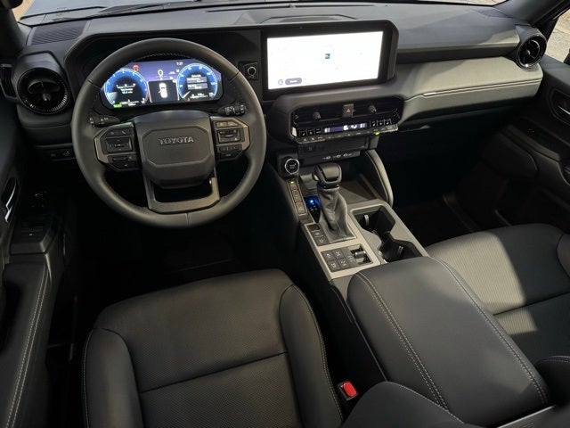 2025 Toyota Land Cruiser Base 4WD