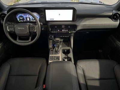 2025 Toyota Land Cruiser Base 4WD