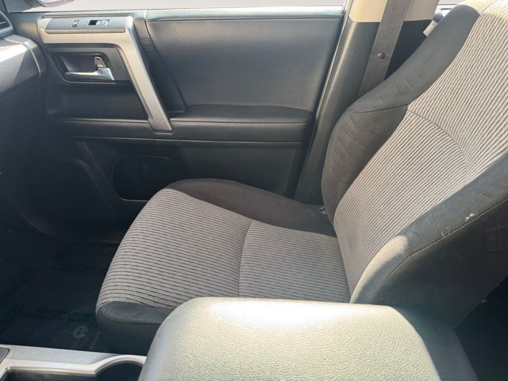 2020 Toyota 4Runner SR5 4WD