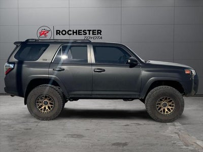 2020 Toyota 4Runner SR5 4WD