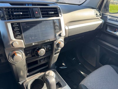 2022 Toyota 4Runner SR5 4WD