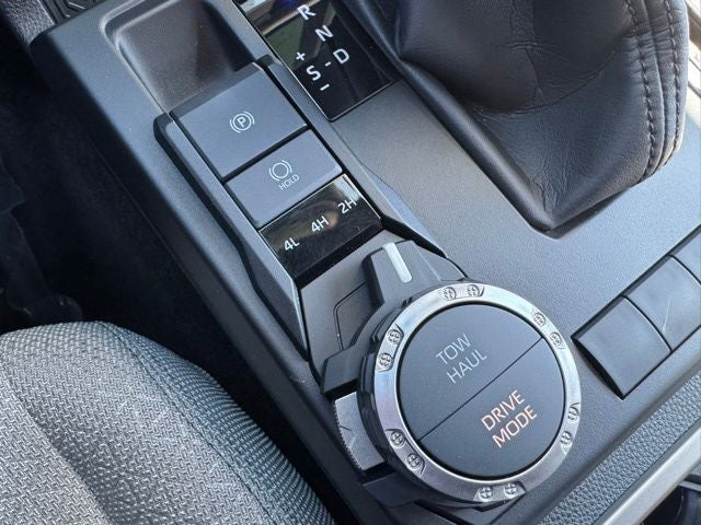 2025 Toyota 4Runner SR5 4WD