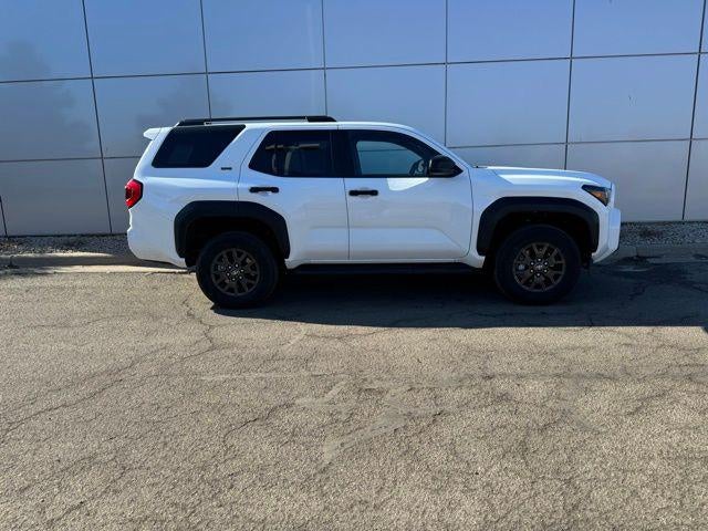 2025 Toyota 4Runner SR5 4WD