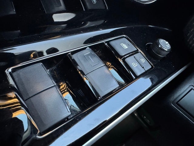 2023 Toyota bZ4X XLE FWD