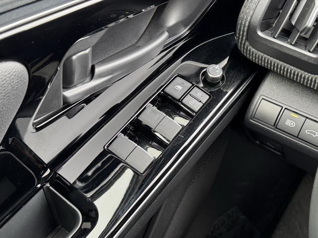 2023 Toyota bZ4X Limited AWD