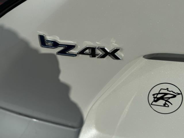 2024 Toyota bZ4X Limited AWD