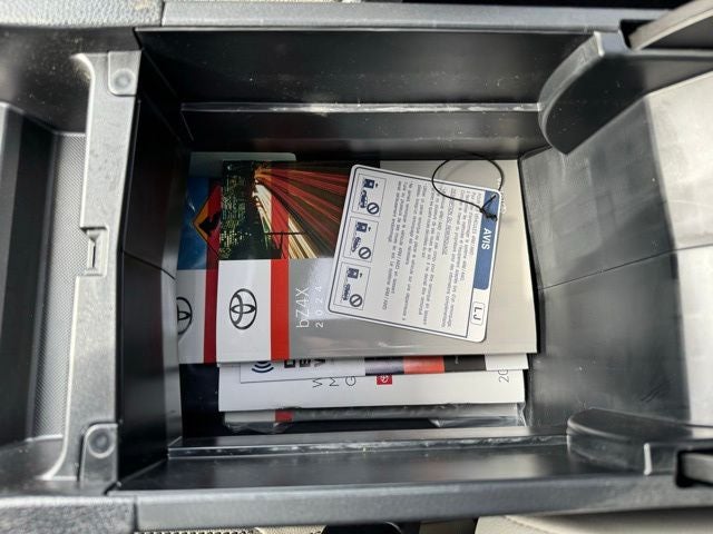 2024 Toyota bZ4X Limited AWD