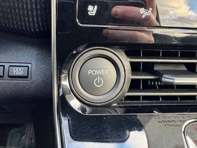 2023 Toyota bZ4X Limited AWD