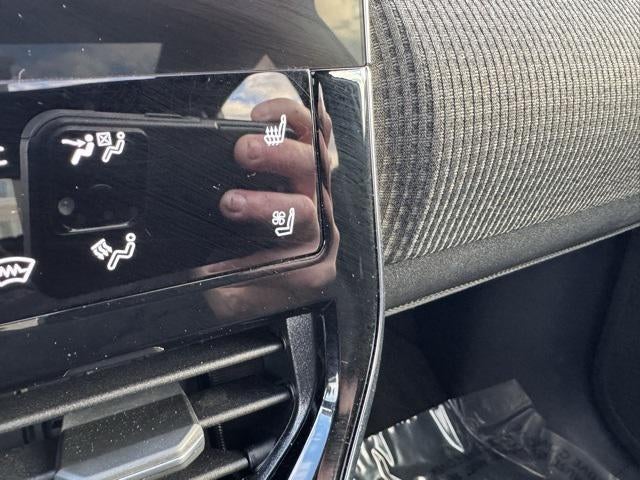 2023 Toyota bZ4X Limited AWD