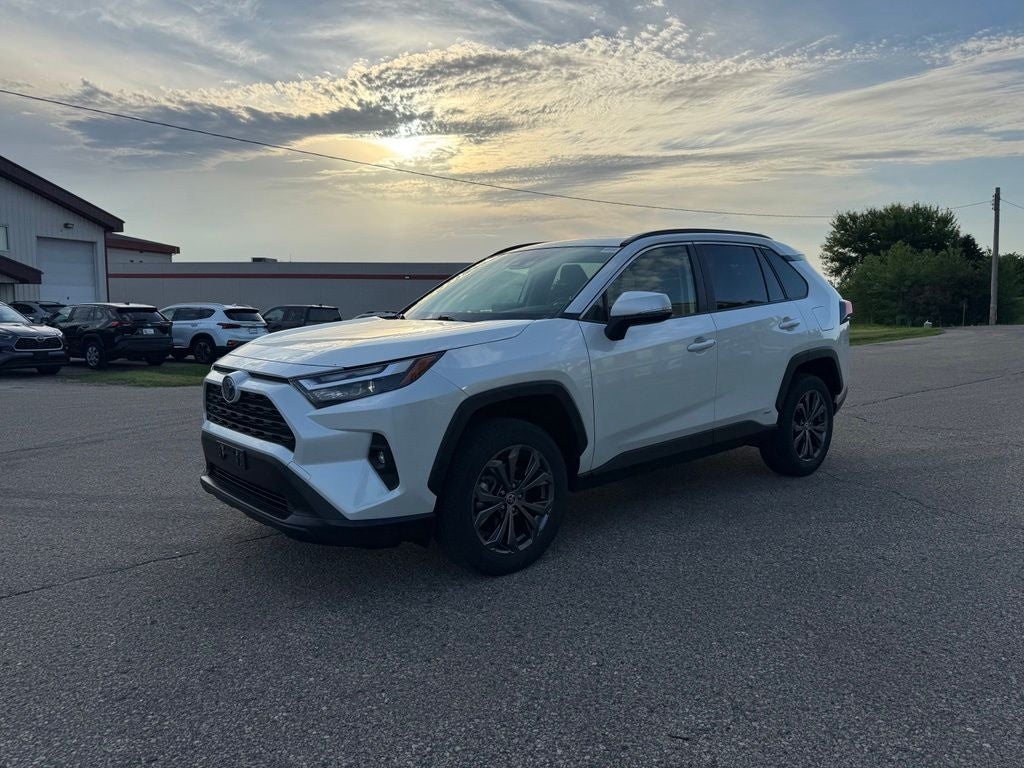 2023 Toyota RAV4 Hybrid XLE Premium AWD
