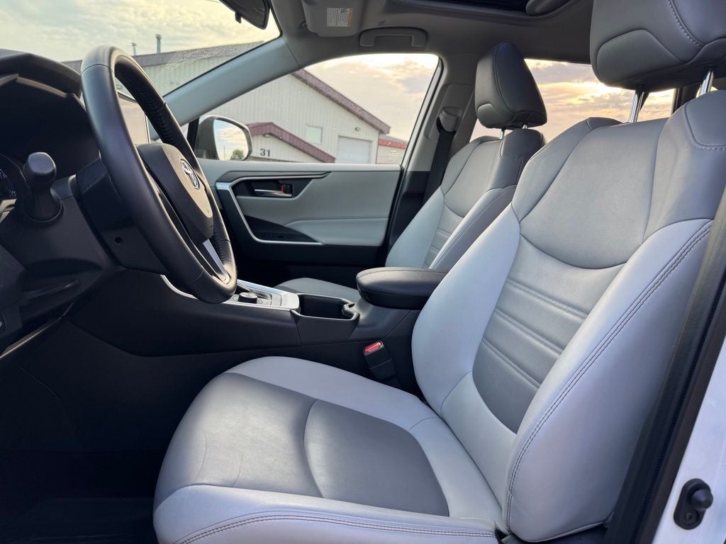 2023 Toyota RAV4 Hybrid XLE Premium AWD