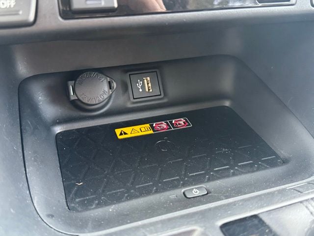 2025 Toyota RAV4 Hybrid XLE Premium AWD