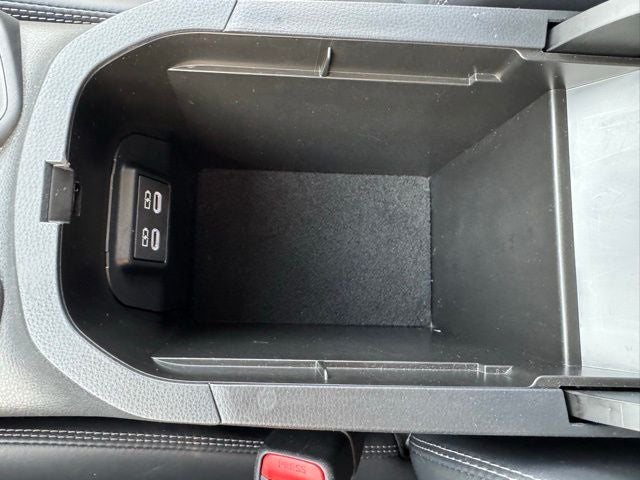 2025 Toyota RAV4 Hybrid XLE Premium AWD