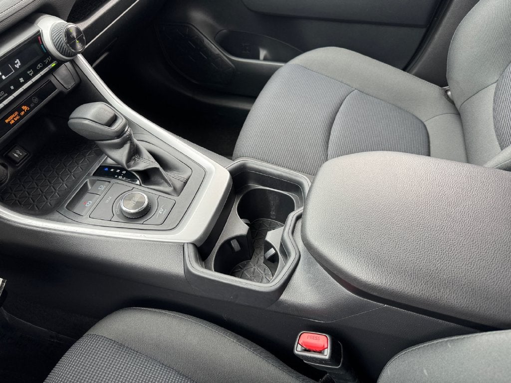 2019 Toyota RAV4 Hybrid LE AWD