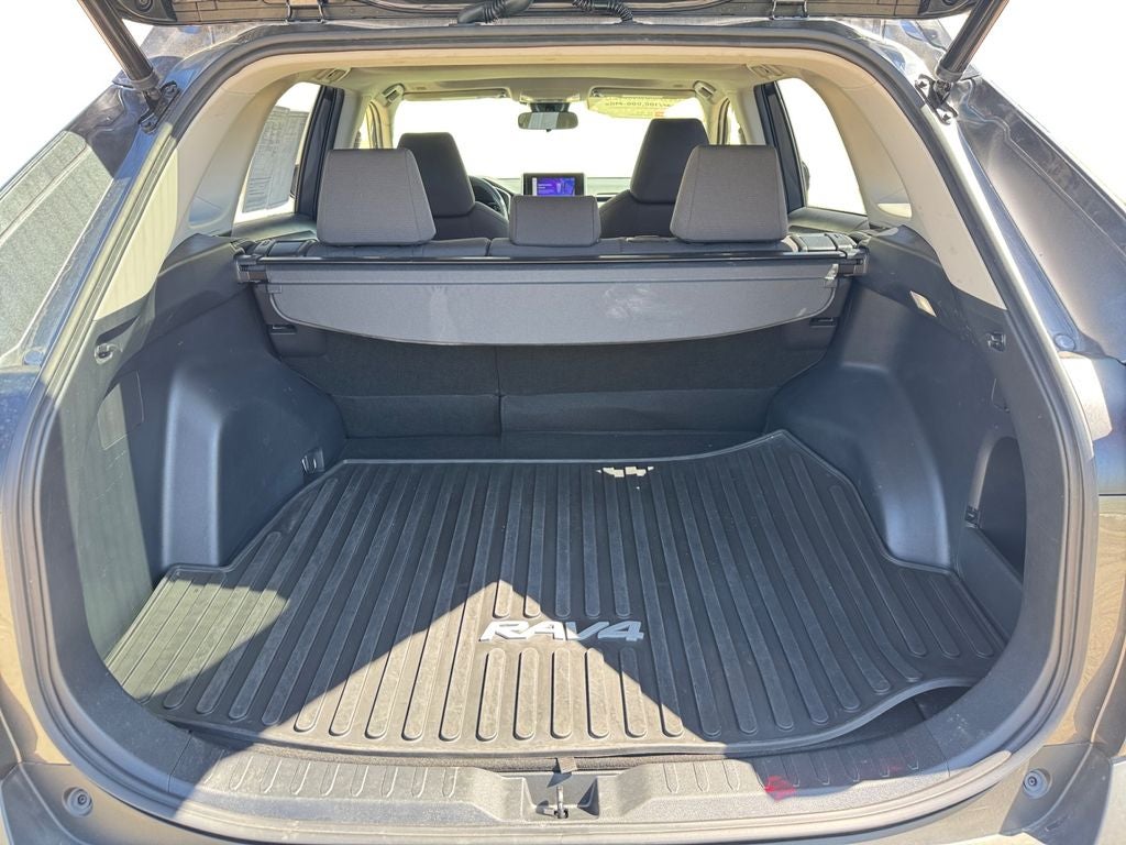2023 Toyota RAV4 XLE AWD