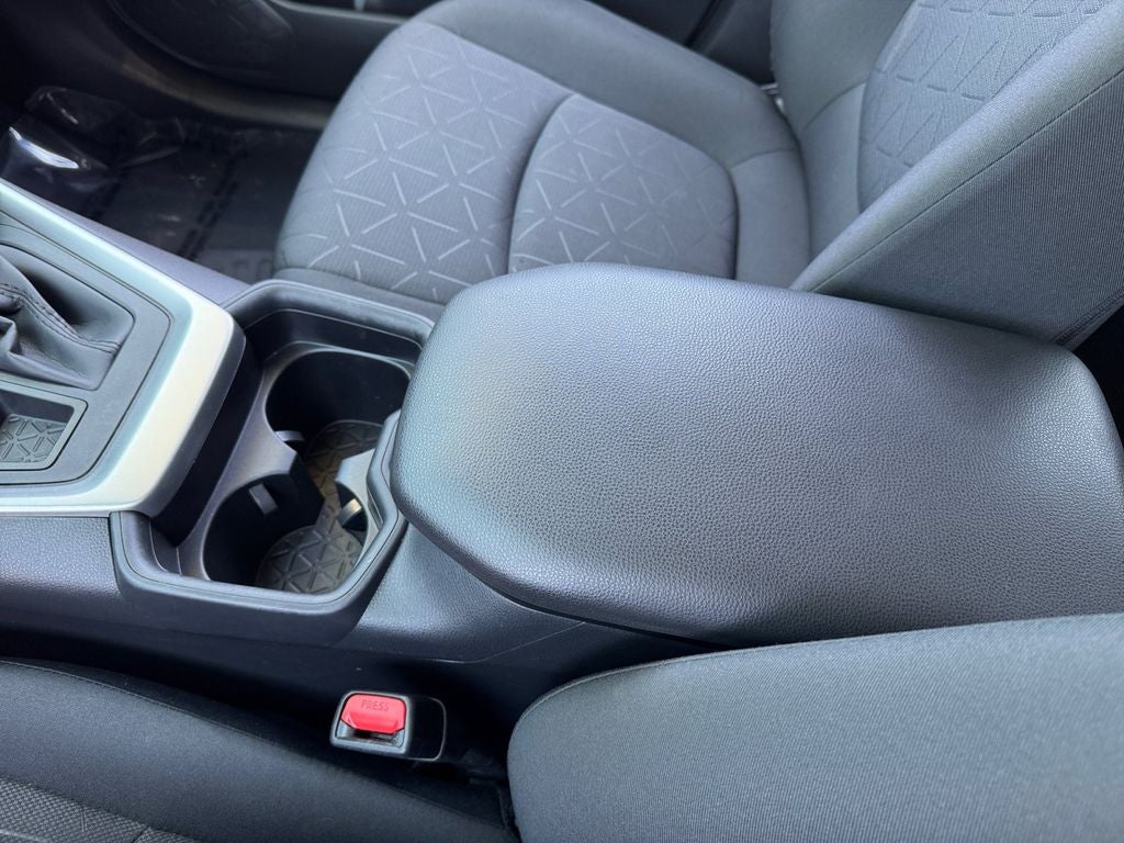 2021 Toyota RAV4 XLE AWD