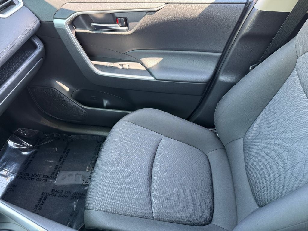 2021 Toyota RAV4 XLE AWD