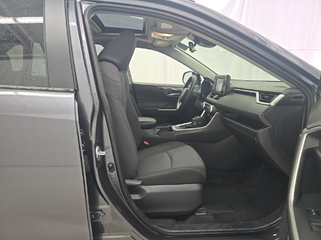 2021 Toyota RAV4 XLE AWD