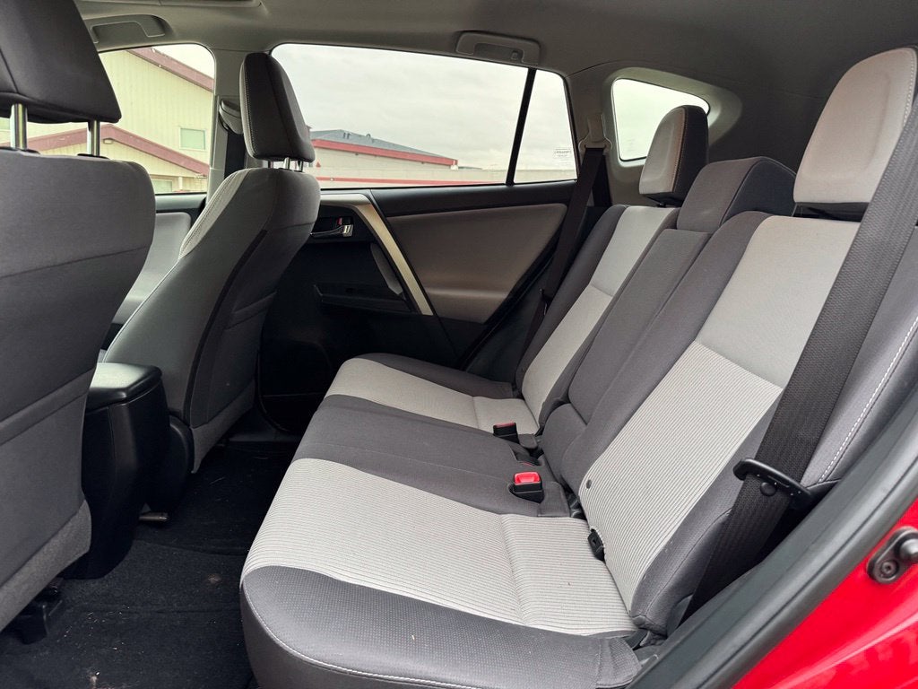 2015 Toyota RAV4 XLE AWD