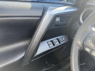 2018 Toyota RAV4 Hybrid LE AWD