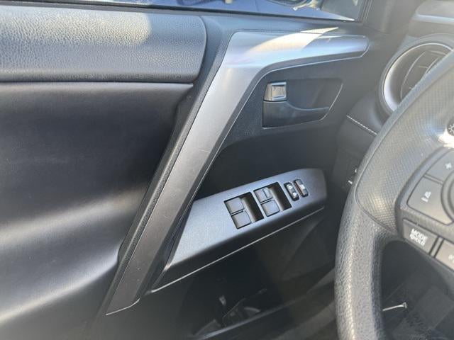 2018 Toyota RAV4 Hybrid LE AWD