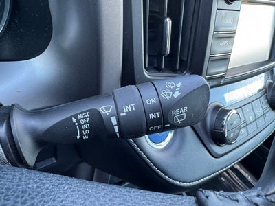 2018 Toyota RAV4 Hybrid XLE AWD