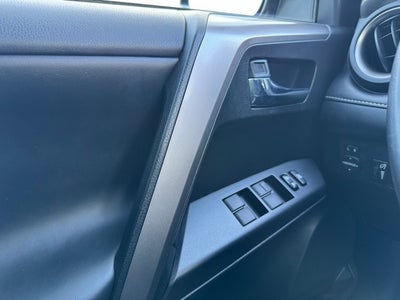 2018 Toyota RAV4 Hybrid XLE AWD